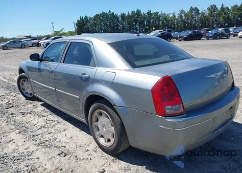 2007 Chrysler 300 Touring z USA, uszkodzony, nr VIN 2C3KA53G87H693888